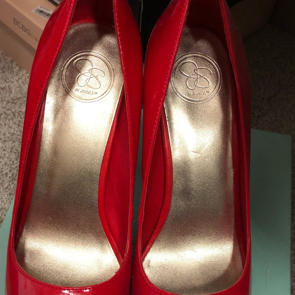 Red & Tan heels (red paten leather)